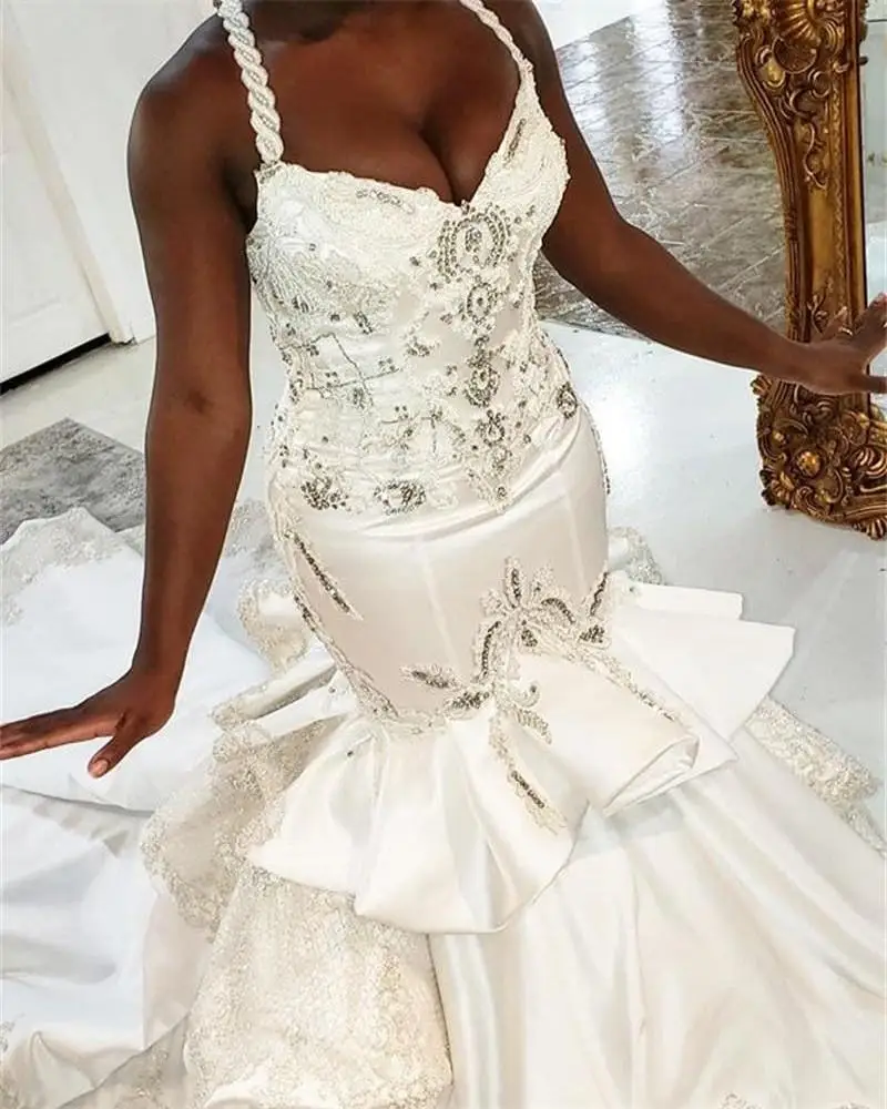 Charming Spaghetti Strap Mermaid AfricanWedding Dresses Lace Appliques Corset Back Plus Size Bridal Gowns
Charming Spaghetti Strap Mermaid AfricanWedding Dresses Lace Appliques Corset Back Plus Size Bridal Gowns