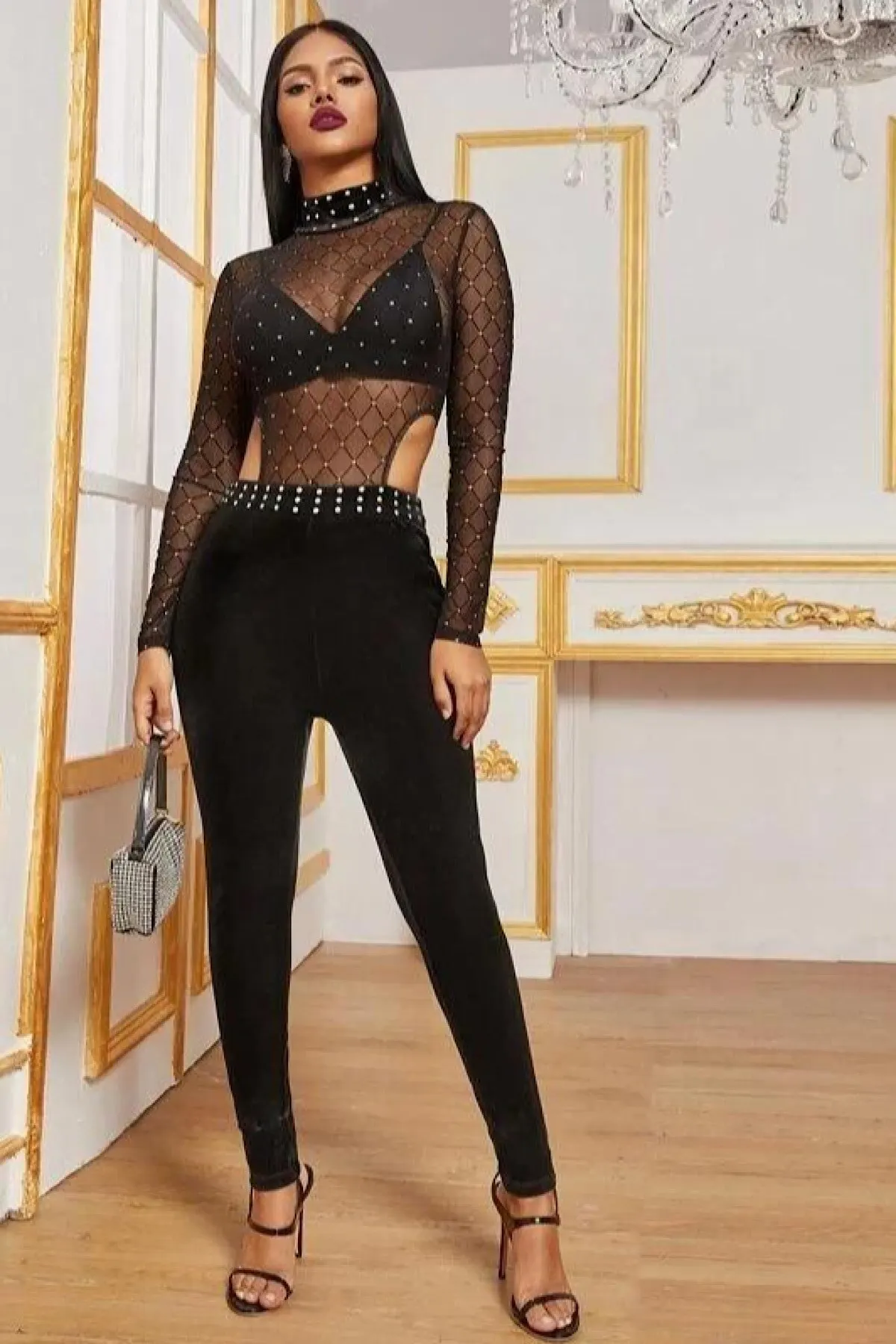 Women's Overalls Full Lycra Velvet Fabric Pearl Detailed Back Zippered Transparent Jumpsuit Jumpsuit
Women's Overalls Full Lycra Velvet Fabric Pearl Detailed Back Zippered Transparent Jumpsuit Jumpsuit
