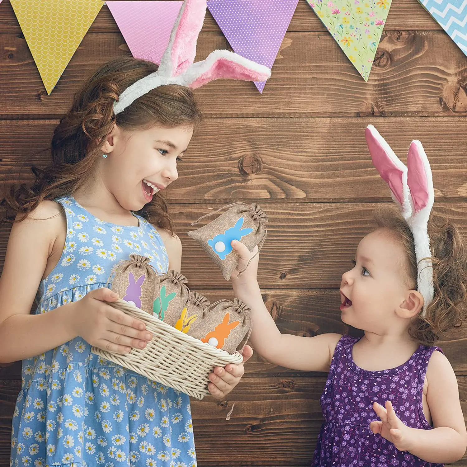 6/24pcs Easter Bunny Burlap Gift Bags with Drawstring Rabbit Linen candy Bags Treat Sacks Gift Packaging Bag Easter Party favors
6/24pcs Easter Bunny Burlap Gift Bags with Drawstring Rabbit Linen candy Bags Treat Sacks Gift Packaging Bag Easter Party favors
