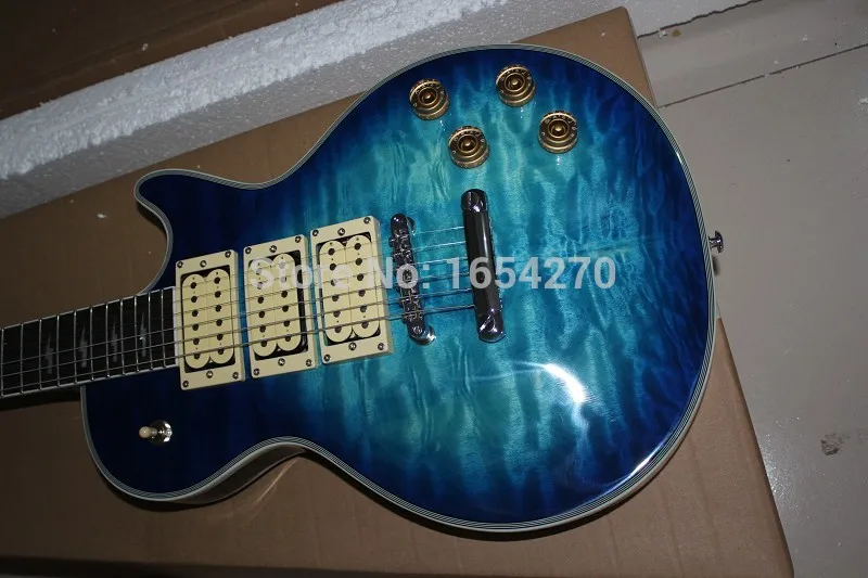 2015 new LP electric guitar grimace mask commemorative section three pickups guitar 150903
2015 new LP electric guitar grimace mask commemorative section three pickups guitar 150903