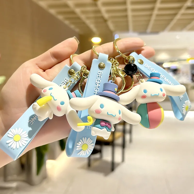 Брелок для ключей Sanrio, милая школьная Подвеска для влюбленных из серии Cinnamoroll, детские игрушки, праздничные подарки, ювелирные изделия
Брелок для ключей Sanrio, милая школьная Подвеска для влюбленных из серии Cinnamoroll, детские игрушки, праздничные подарки, ювелирные изделия