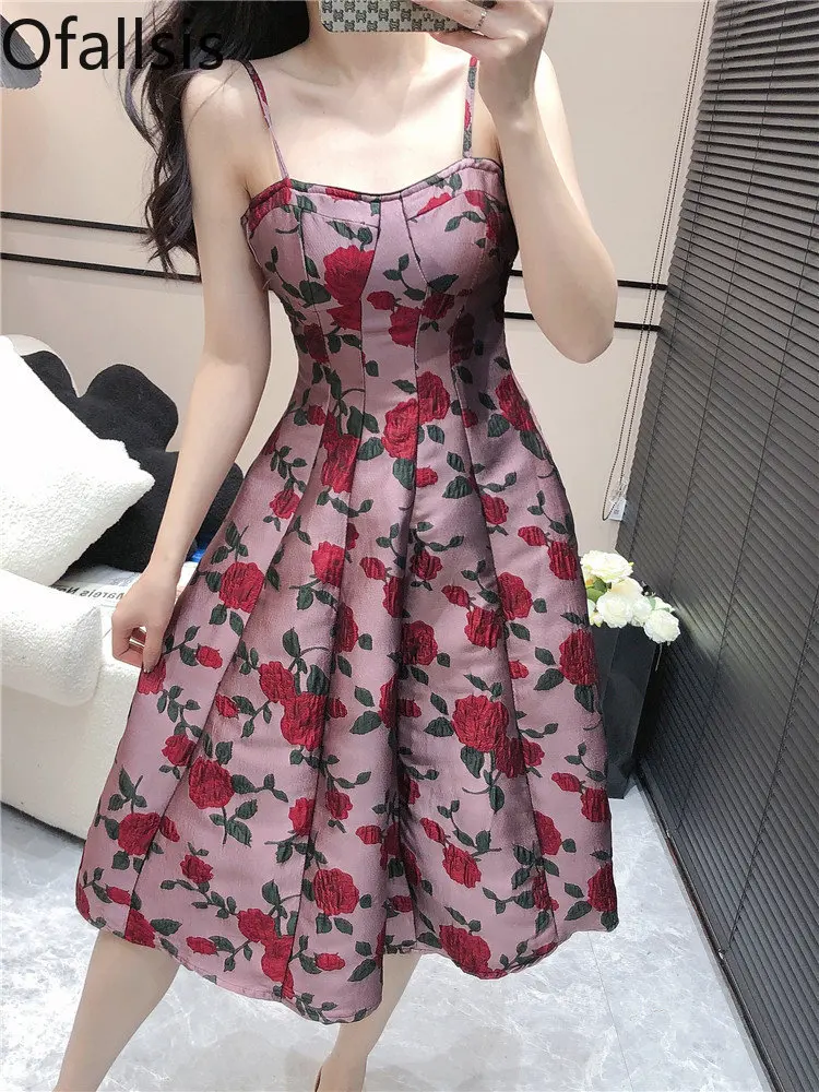 Женское платье на бретельках без рукавов Ofallsis, нежное платье во французском стиле с принтом роз, платье на бретельках с высокой талией, лето 2023
Женское платье на бретельках без рукавов Ofallsis, нежное платье во французском стиле с принтом роз, платье на бретельках с высокой талией, лето 2023