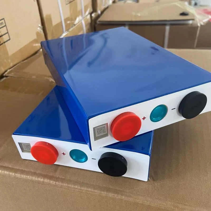 8pcs/Lot EVE Grade A Lifepo4 Battery Cells 3.2v 100ah 105ah 110ah Lithium Ion Batteries Assembly Battery 12V 48V 100AH 200AH
8pcs/Lot EVE Grade A Lifepo4 Battery Cells 3.2v 100ah 105ah 110ah Lithium Ion Batteries Assembly Battery 12V 48V 100AH 200AH
