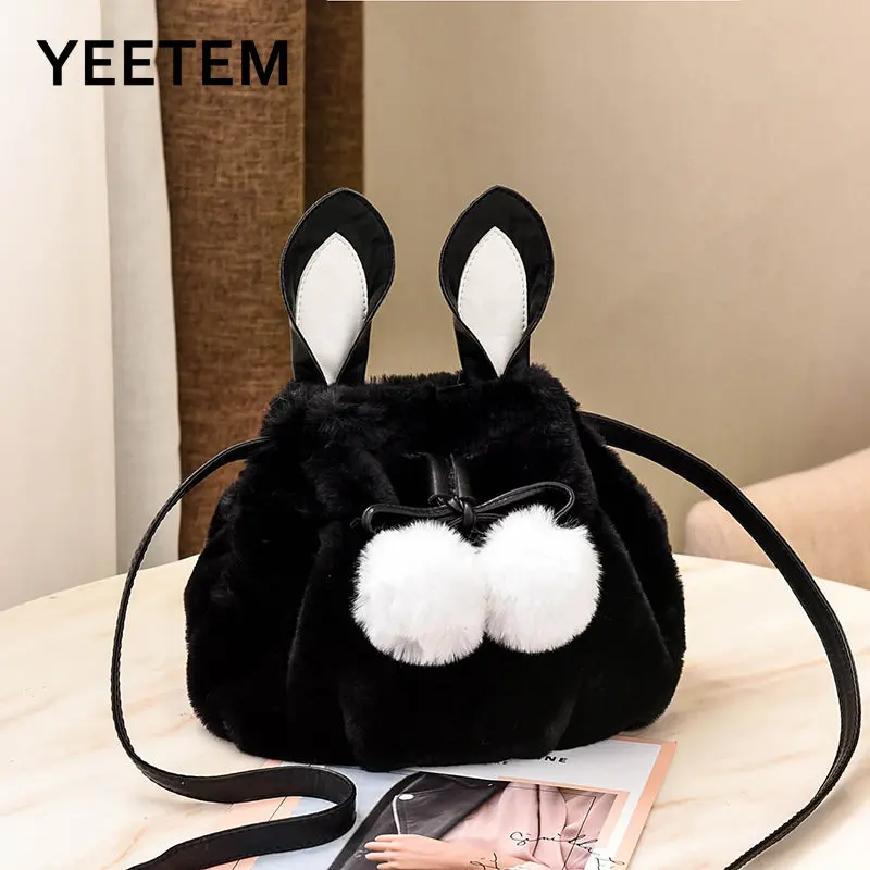 Plush Bucket Bag Fashion One-shoulder Messenger Style Small Bag Female 2022 New Fashion Ins Cute Plush Bucket Bag
Plush Bucket Bag Fashion One-shoulder Messenger Style Small Bag Female 2022 New Fashion Ins Cute Plush Bucket Bag