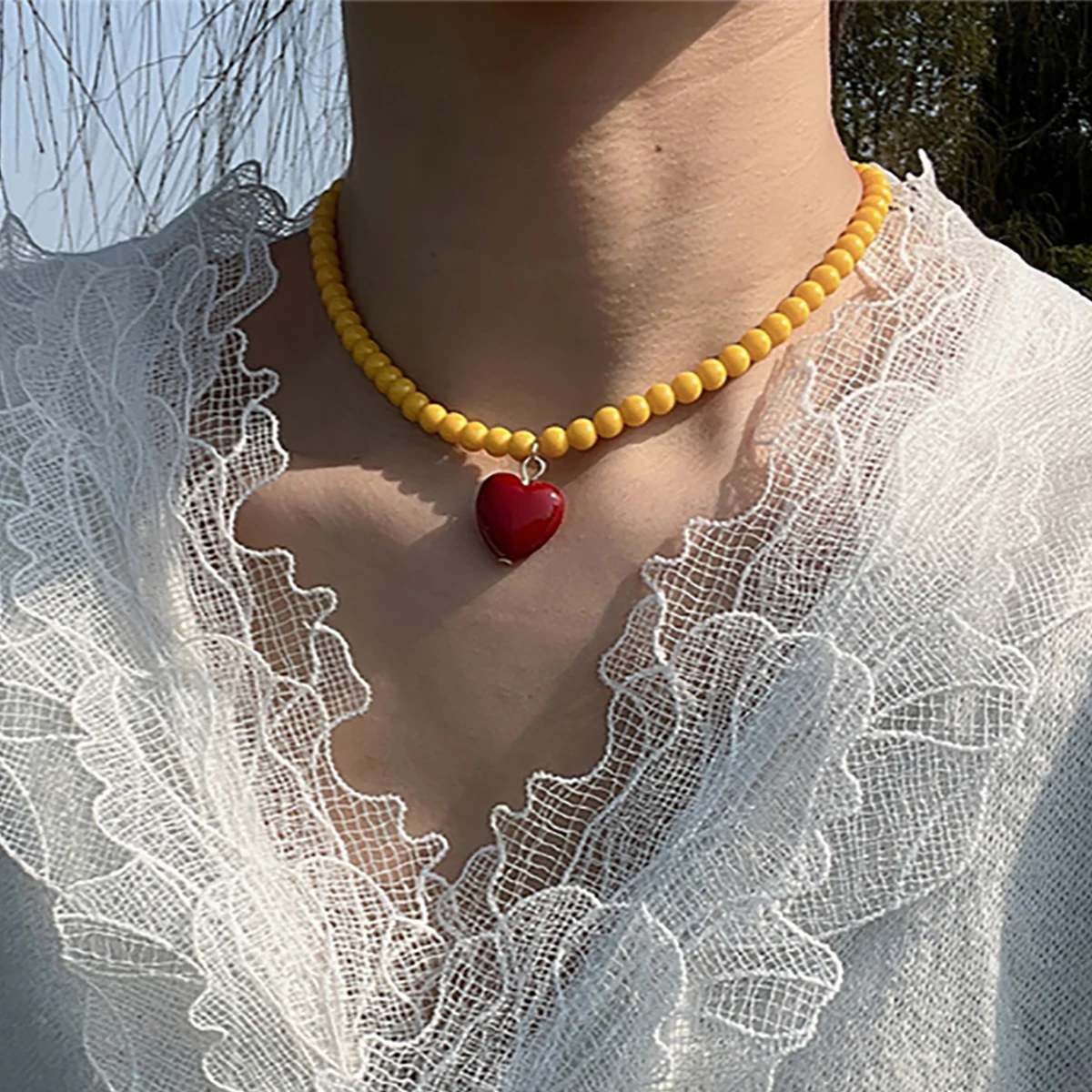 PuRui Y2K Gothic Acrylic Heart Pendant Necklace For Women Simple Solid Color Round Bead Chain Necklace Summer Accessories Gift
PuRui Y2K Gothic Acrylic Heart Pendant Necklace For Women Simple Solid Color Round Bead Chain Necklace Summer Accessories Gift