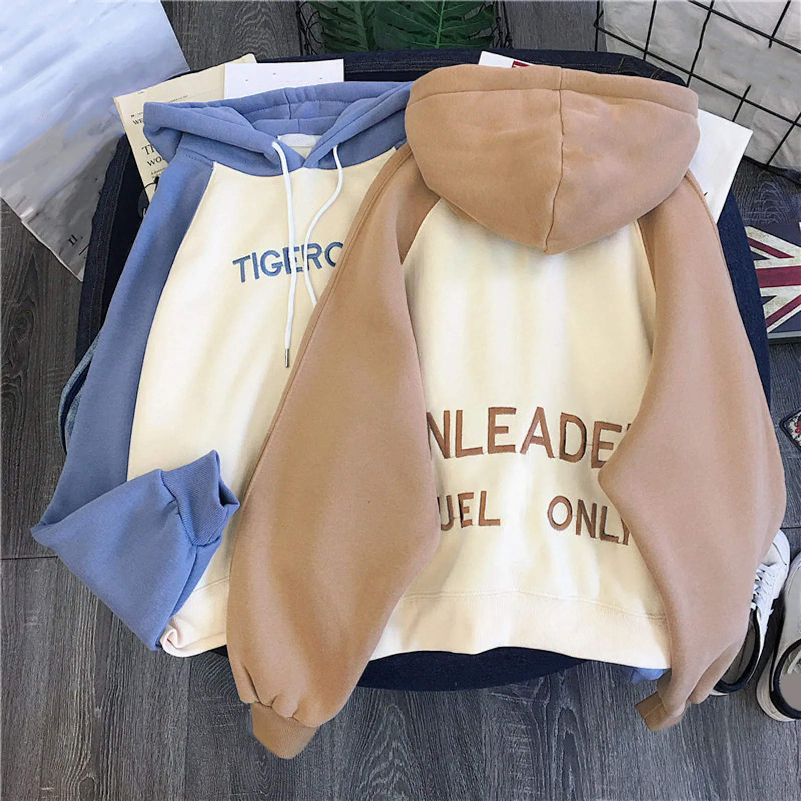 Oversize Hoodies Double Side Letter Printed Women Sweatshirt Streetwear Autumn Winter Long Sleeve Patchwork Harajuku Pullovers
Oversize Hoodies Double Side Letter Printed Women Sweatshirt Streetwear Autumn Winter Long Sleeve Patchwork Harajuku Pullovers