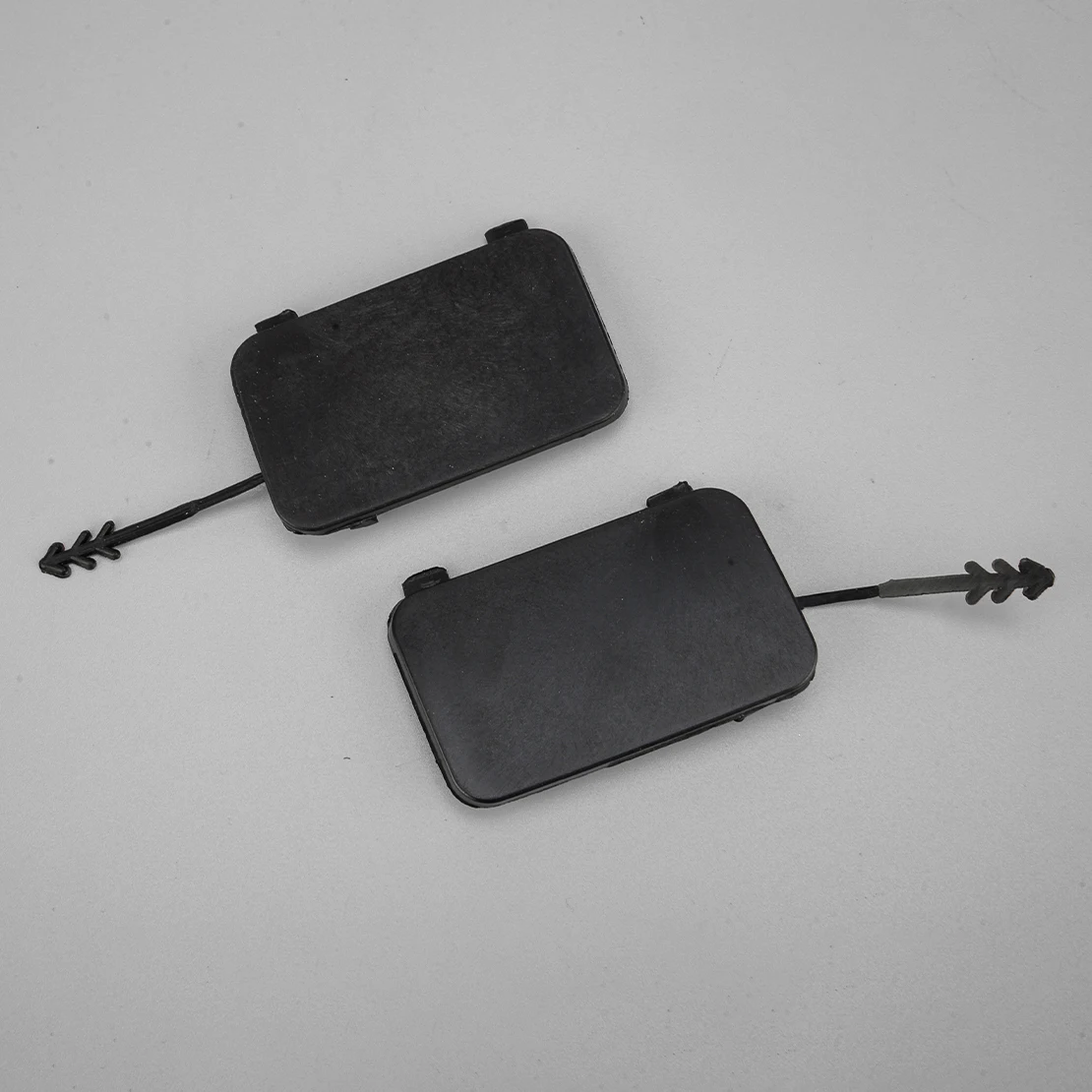 8R0807449 8R0807450 1 Pair Car Rear Left Right Bumper Tow Hook Eye Cap Cover Lid Plate Unpainted fit for Audi Q5 2010-2017 2018
8R0807449 8R0807450 1 Pair Car Rear Left Right Bumper Tow Hook Eye Cap Cover Lid Plate Unpainted fit for Audi Q5 2010-2017 2018