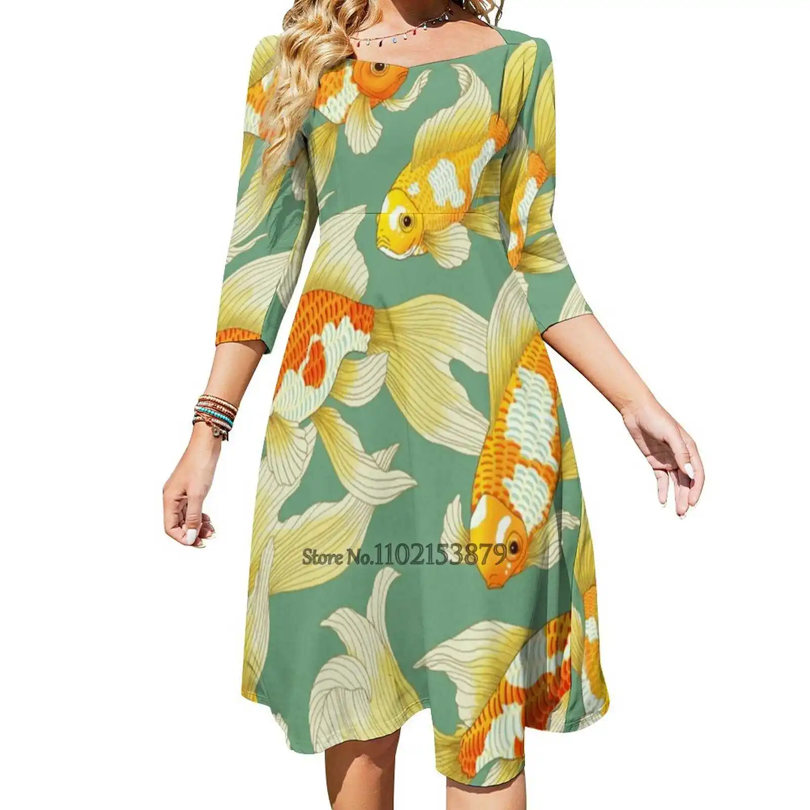 Платье с открытой спиной и шнуровкой на спине, с квадратным вырезом
Платье с открытой спиной и шнуровкой на спине, с квадратным вырезом