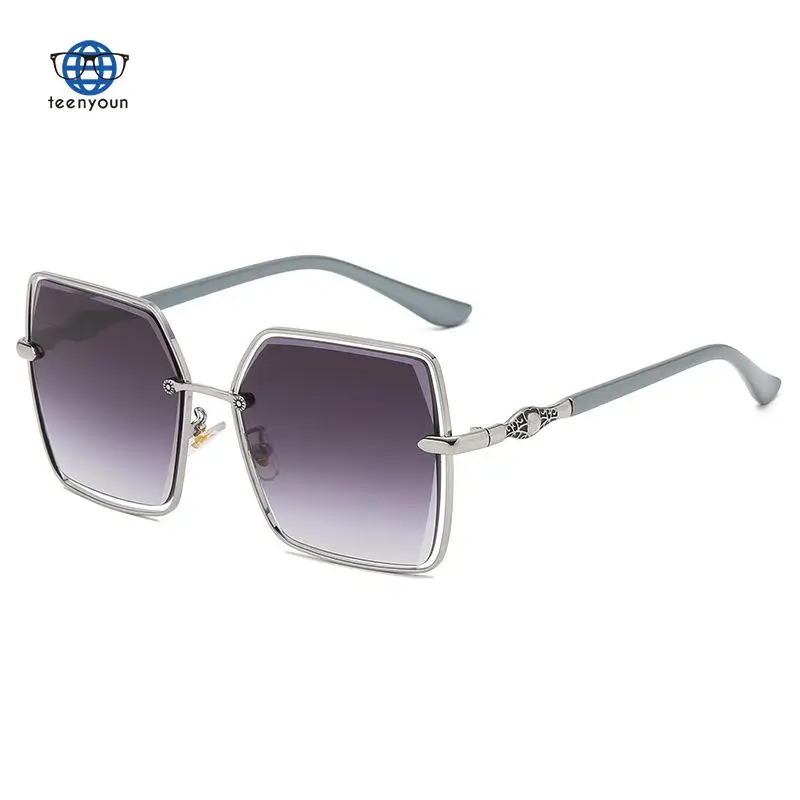 Teenyoun Eyewear Sunglasses Luxury Brand Fashion Network Red Same Sun Glasses Trend Square Versatile Glasses Women
Teenyoun Eyewear Sunglasses Luxury Brand Fashion Network Red Same Sun Glasses Trend Square Versatile Glasses Women
