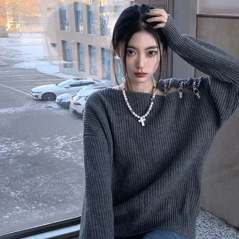 Women's Wild Sexy Off Shoulder Metal Buttons Knitted Sweaters 2022 Casual Loose Slash Neck Long Sleeve Pullover Sueter Navideno
Women's Wild Sexy Off Shoulder Metal Buttons Knitted Sweaters 2022 Casual Loose Slash Neck Long Sleeve Pullover Sueter Navideno