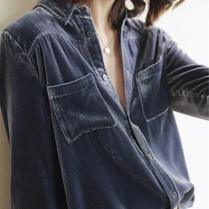 High-end lined gold velvet shirt women's western style long-sleeved temperament all-match top fashion loose bottoming shirt
High-end lined gold velvet shirt women's western style long-sleeved temperament all-match top fashion loose bottoming shirt