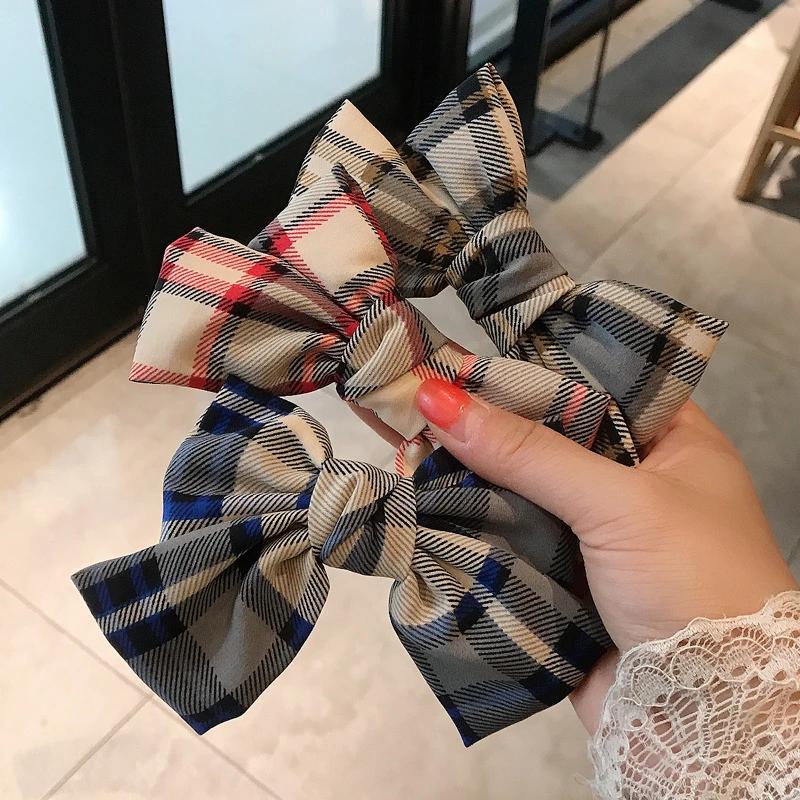 Fashion Plaid Hairpins Hair Clips Claws Crabs British Design Handmade Grid Striped Fabric Hair Accessories Clip Headdress
Fashion Plaid Hairpins Hair Clips Claws Crabs British Design Handmade Grid Striped Fabric Hair Accessories Clip Headdress