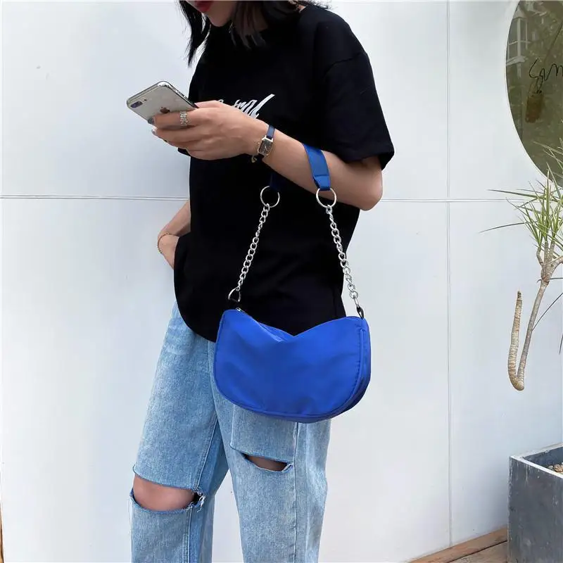 Spring and Summer New Tide Simple Cold Retro Style Fashion Black Chain Armpit French Stick Shoulder Bag Female Handbags
Spring and Summer New Tide Simple Cold Retro Style Fashion Black Chain Armpit French Stick Shoulder Bag Female Handbags