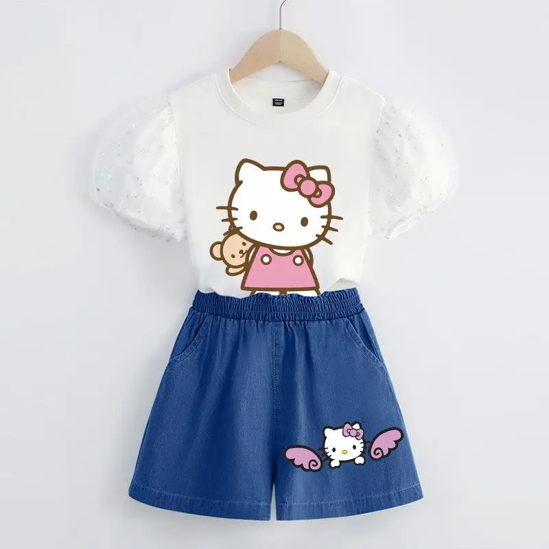 Kawaii аниме Sanrio Hellokittys Детский костюм из короткой футболки с рукавами с буфами летние новые милые Мультяшные хлопковые шорты футболка комплект из двух предметов
Kawaii аниме Sanrio Hellokittys Детский костюм из короткой футболки с рукавами с буфами летние новые милые Мультяшные хлопковые шорты футболка комплект из двух предметов
