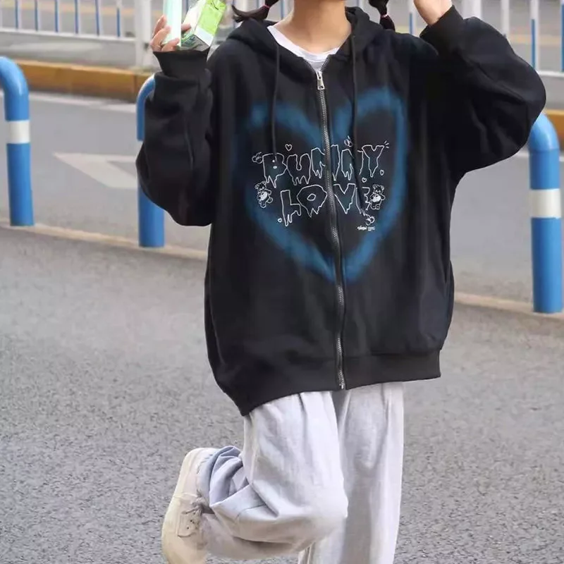 New2022 Hip Hop Sweatshirts Y2k Hoodie Jacket 2021 Cute Anime Graffiti Heart Letter Bear Print Coat Autumn Harajuku Hoodie Outwe
New2022 Hip Hop Sweatshirts Y2k Hoodie Jacket 2021 Cute Anime Graffiti Heart Letter Bear Print Coat Autumn Harajuku Hoodie Outwe