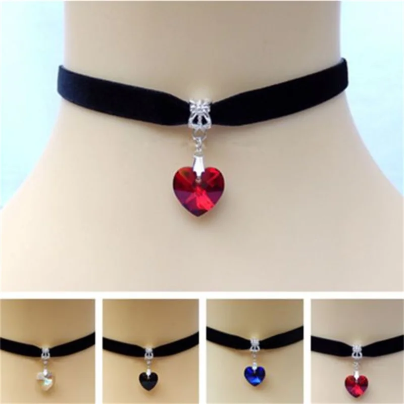 Fashion Velvet Choker Heart Crystal Pendant Necklaces Black Ribbon Clavicle Chain Necklace Simple Heart Velvet Women New Jewelry
Fashion Velvet Choker Heart Crystal Pendant Necklaces Black Ribbon Clavicle Chain Necklace Simple Heart Velvet Women New Jewelry