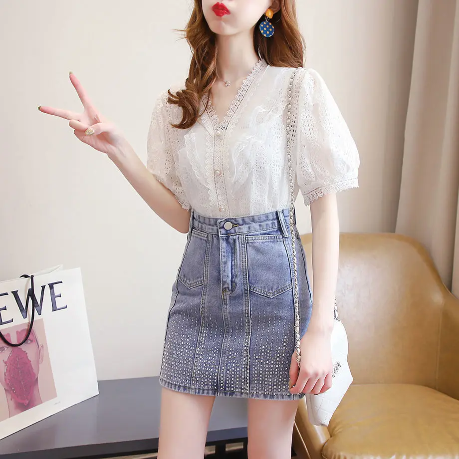 Women 2022 Spring Summer Elegant V-neck Lace Shirt Blouse + Jeans Skirt 2pcs Clothing Sets Female Casual Denim Skirts Suits O56
Women 2022 Spring Summer Elegant V-neck Lace Shirt Blouse + Jeans Skirt 2pcs Clothing Sets Female Casual Denim Skirts Suits O56