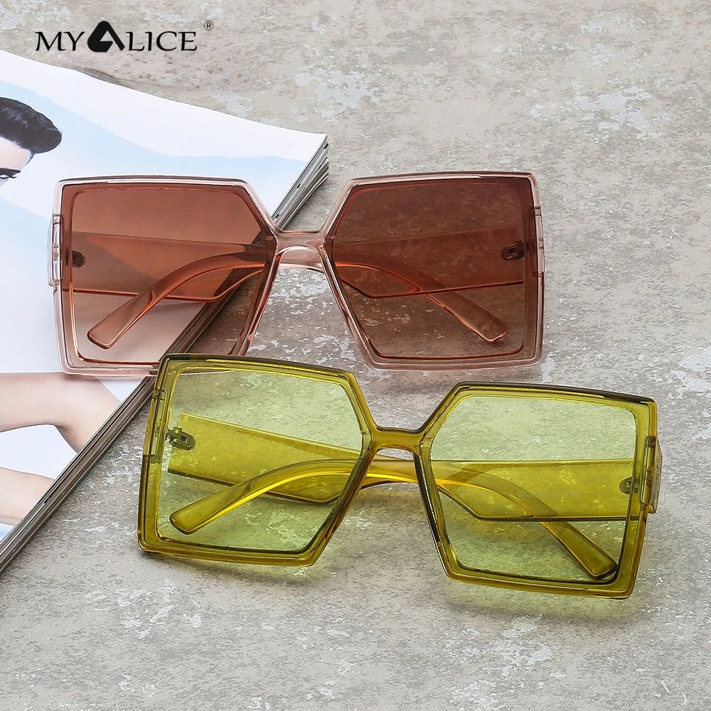 Солнцезащитные очки MYALICE квадратные женские, винтажные большие брендовые дизайнерские простые солнечные очки с оправой из желе, UV400
Солнцезащитные очки MYALICE квадратные женские, винтажные большие брендовые дизайнерские простые солнечные очки с оправой из желе, UV400