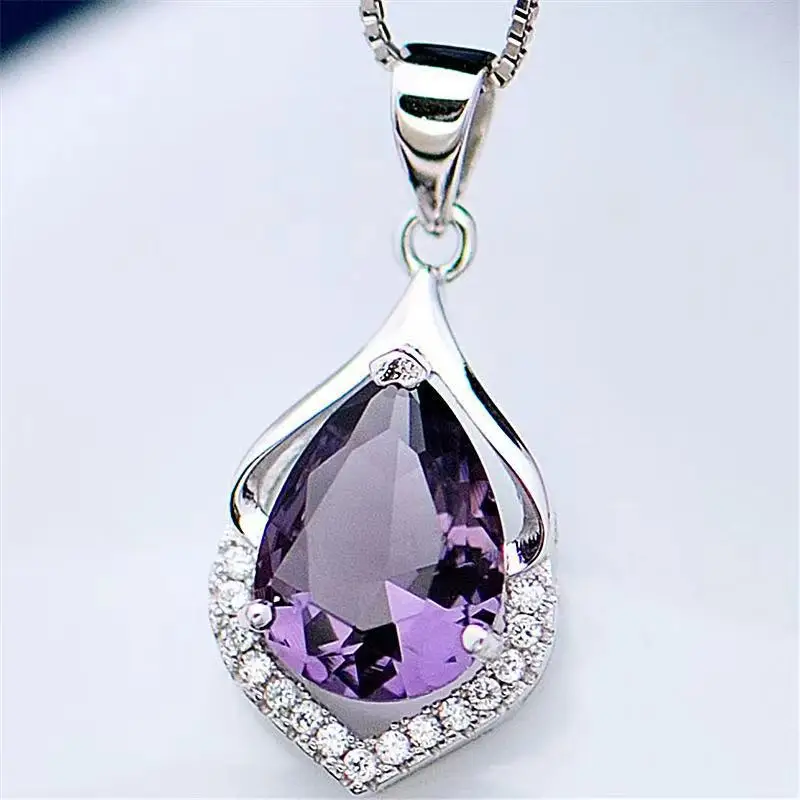 European and American fashion luxury purple crystal zircon necklace accessories wedding party water drop pendant jewelry
European and American fashion luxury purple crystal zircon necklace accessories wedding party water drop pendant jewelry