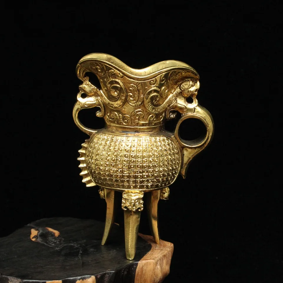 Fashion China Exquisite Imitation Gold Three-legged Cup Living Room Furniture Decorations Gifts for Friends
Fashion China Exquisite Imitation Gold Three-legged Cup Living Room Furniture Decorations Gifts for Friends