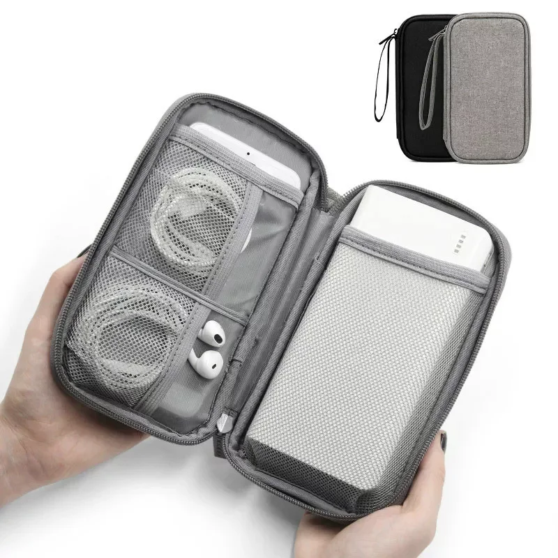 Mobile Phone Power Bank Large Bag Holder Oxford Cloth Digital Cable Earphone Phone Shock Proof Storage Case for Travel
Mobile Phone Power Bank Large Bag Holder Oxford Cloth Digital Cable Earphone Phone Shock Proof Storage Case for Travel