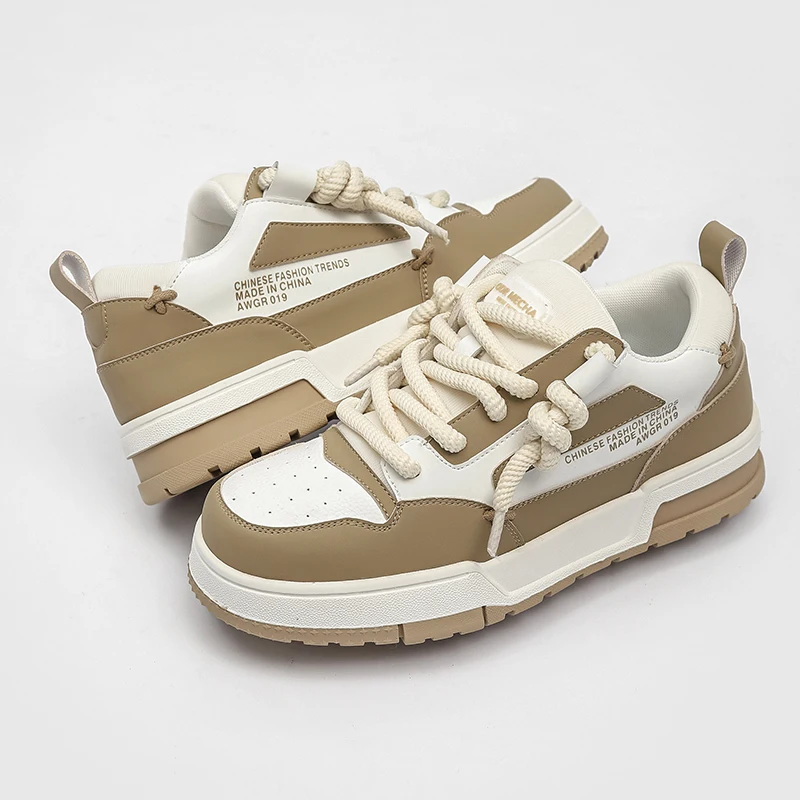 Men Hip Hop Retro Punk Y2K Skateboard Shoes Fashion Sneakers Student Couples Outdoor Sports Casual Shoes for men
Men Hip Hop Retro Punk Y2K Skateboard Shoes Fashion Sneakers Student Couples Outdoor Sports Casual Shoes for men