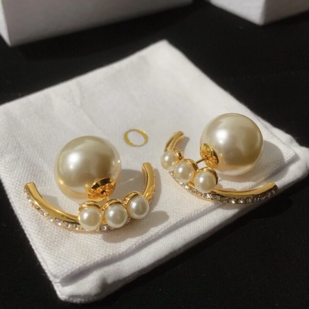 Elegant Luxurious Pearl Earrings for Women Bride High Quality Brass Material Stud Earrings Jewelry Gift High Quality Not Fade
Elegant Luxurious Pearl Earrings for Women Bride High Quality Brass Material Stud Earrings Jewelry Gift High Quality Not Fade
