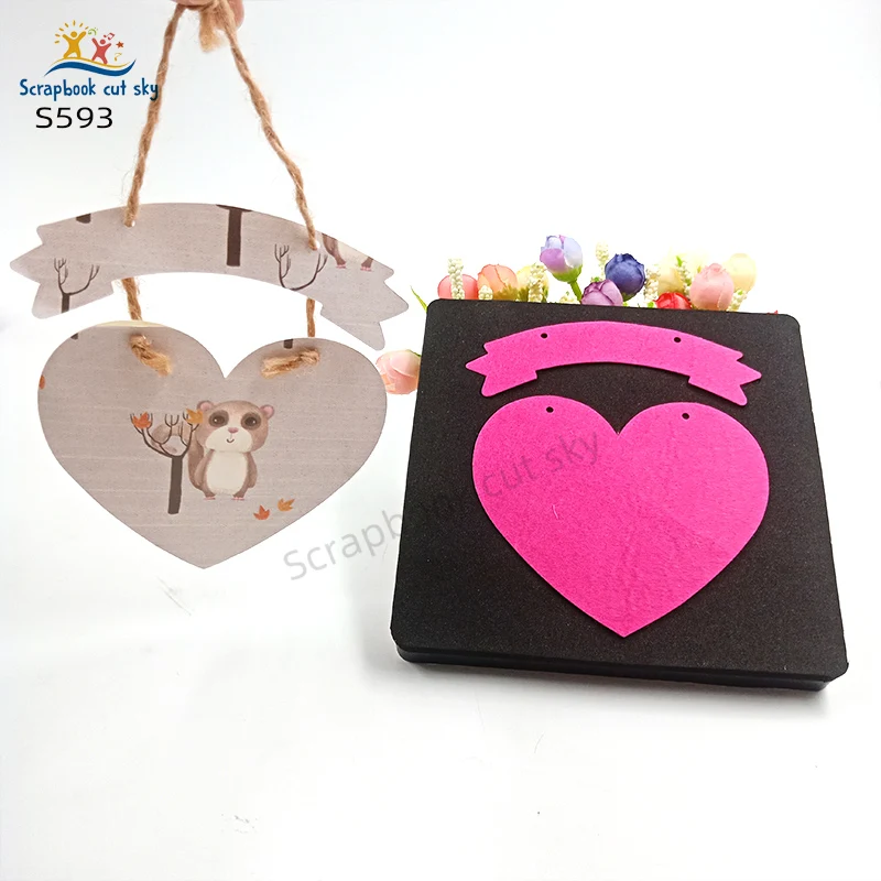 S593 Peach Heart Pendant Cutting Mould Handmade Suitable for Common General Machines in the Market
S593 Peach Heart Pendant Cutting Mould Handmade Suitable for Common General Machines in the Market