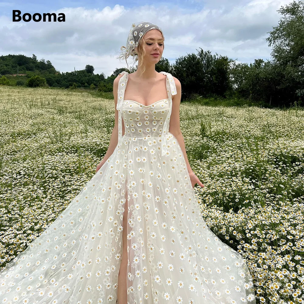 Booma Ivory Daisy Tulle Maxi Prom Dresses Sweetheart Tied Straps Flowers High Slit A-Line Wedding Party Dresses Long Prom Gowns
Booma Ivory Daisy Tulle Maxi Prom Dresses Sweetheart Tied Straps Flowers High Slit A-Line Wedding Party Dresses Long Prom Gowns
