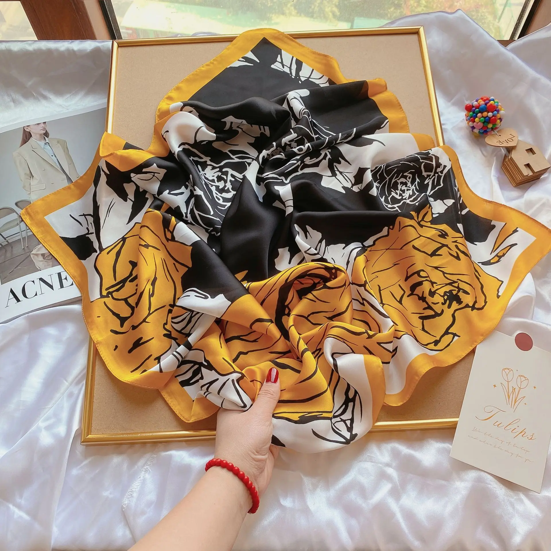 Fashion Neckerchief Women Hair Scarf Shawl Wrap Headband Hijab Square girl silk Scarves Luxury Brand Neck Soft Female Foulard
Fashion Neckerchief Women Hair Scarf Shawl Wrap Headband Hijab Square girl silk Scarves Luxury Brand Neck Soft Female Foulard