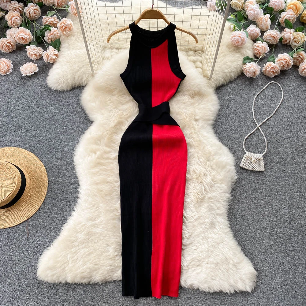 Sleeveless Halter Knit Bodycon Dress with Belt French Fashion Office Lady Elegant Vestidos Summer Sexy Slim Women Retro Dress
Sleeveless Halter Knit Bodycon Dress with Belt French Fashion Office Lady Elegant Vestidos Summer Sexy Slim Women Retro Dress