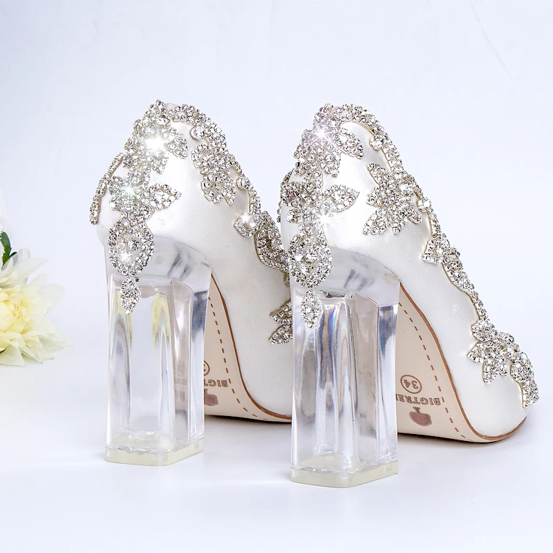 Wedding Shoes Bride Clear Heels Crystal Pumps Christmas Day Evening Party Luxury Queen Satin Silk 10cm Square Heel Plus Size 10
Wedding Shoes Bride Clear Heels Crystal Pumps Christmas Day Evening Party Luxury Queen Satin Silk 10cm Square Heel Plus Size 10
