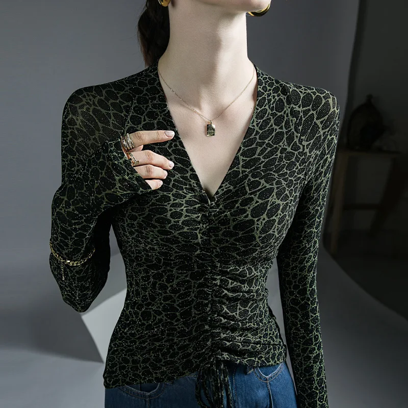 High Quality 2022 Women T-shirt Print Style Design Female Autumn Sexy Crop Top Clothes Casual Fashion Blouses Grace Meeting
High Quality 2022 Women T-shirt Print Style Design Female Autumn Sexy Crop Top Clothes Casual Fashion Blouses Grace Meeting