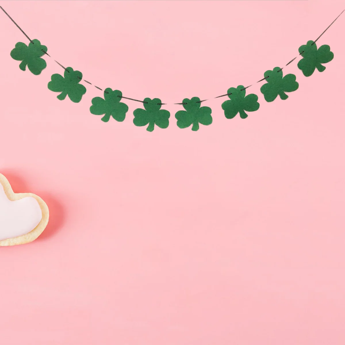 Felt Shamrock Garland Banner St. Patrick 's Day Banner Decor Garland Flag Decorations Wall Hanging Decoration Ornament
Felt Shamrock Garland Banner St. Patrick 's Day Banner Decor Garland Flag Decorations Wall Hanging Decoration Ornament