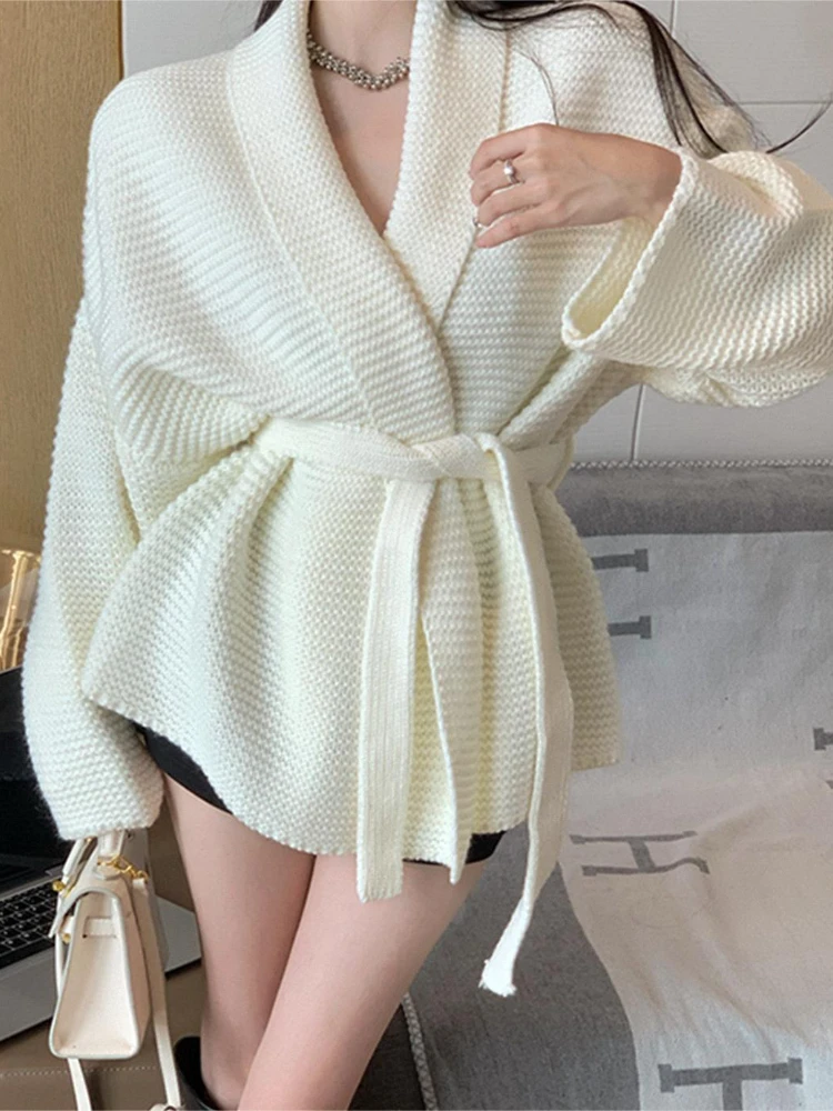 Knitted Cardigan Women Winter Bandage V-neck Solid Color Loose Casual Knitted Sweater Warm Korean Style Oversized Cardigan Coat 
Knitted Cardigan Women Winter Bandage V-neck Solid Color Loose Casual Knitted Sweater Warm Korean Style Oversized Cardigan Coat