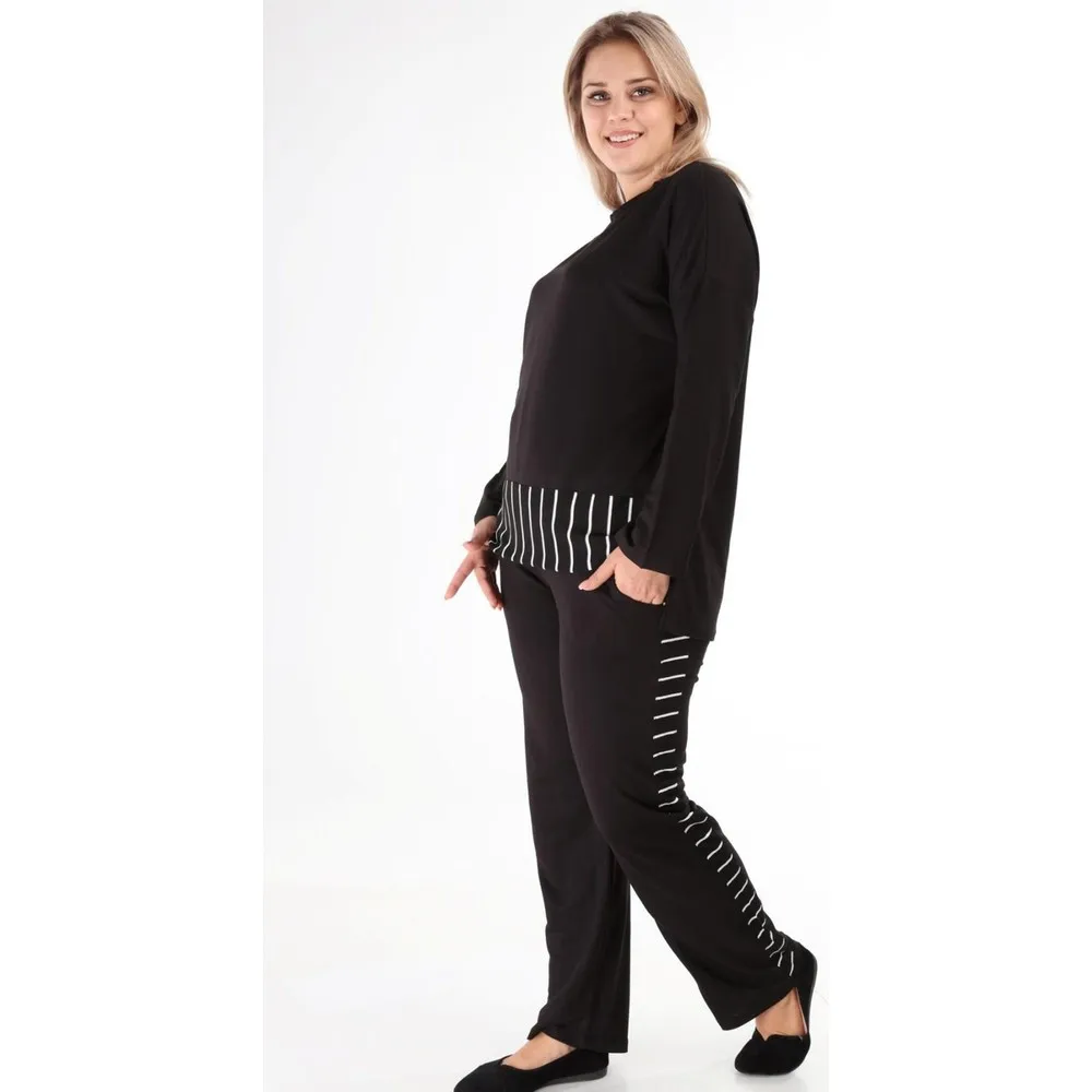 Спортивный костюм в полоску Dorlie 
Спортивный костюм в полоску Dorlie