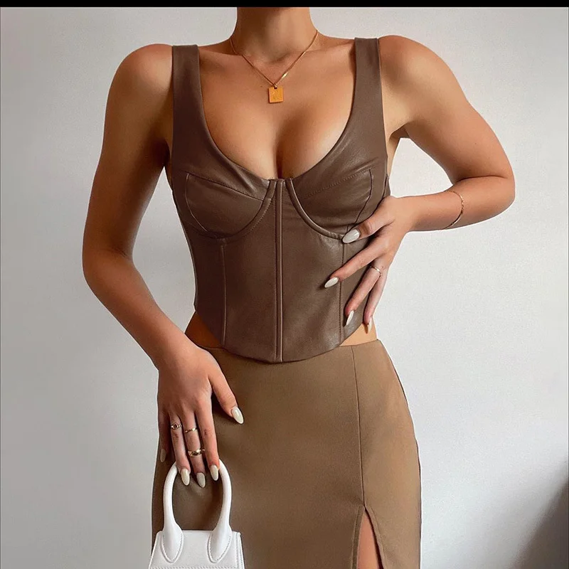 Women's 2021 New Spring Fashion Imitation Leather Slim Fit U-neck Back Button Vest
Women's 2021 New Spring Fashion Imitation Leather Slim Fit U-neck Back Button Vest