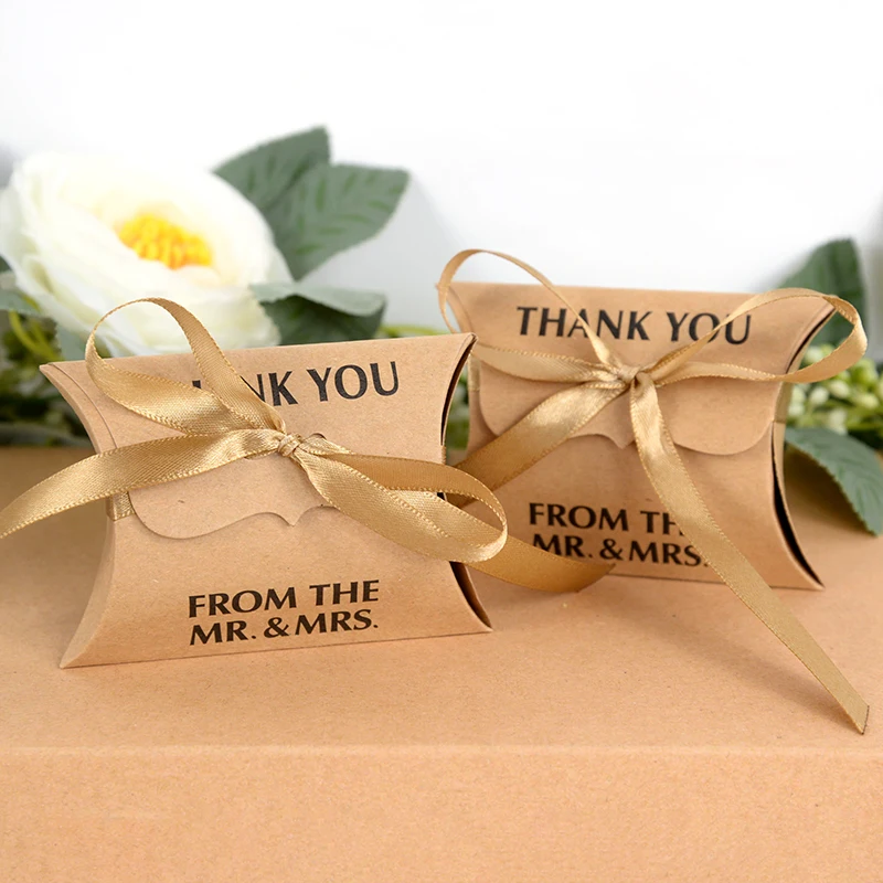 20/10Pcs Pillow Shape Wedding Favor Candy Box Thank You Kraft Paper Gift Jewelry Packing Boxes For Guest Wedding Party Supplies
20/10Pcs Pillow Shape Wedding Favor Candy Box Thank You Kraft Paper Gift Jewelry Packing Boxes For Guest Wedding Party Supplies