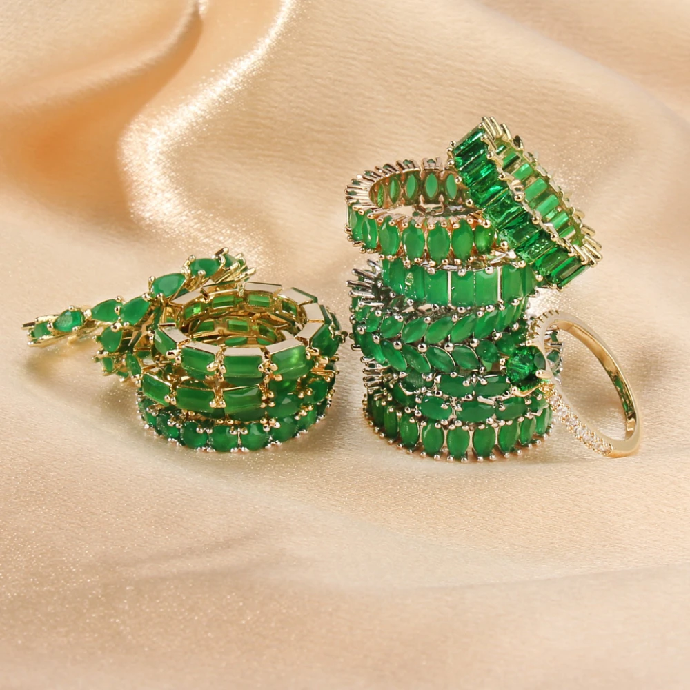 CANPEL 2023 NEW Luxury AAA Cubic Zirconia Rings for Women Fashion Green Crystal Ring Party Engagement Wedding Female Jewelry
CANPEL 2023 NEW Luxury AAA Cubic Zirconia Rings for Women Fashion Green Crystal Ring Party Engagement Wedding Female Jewelry