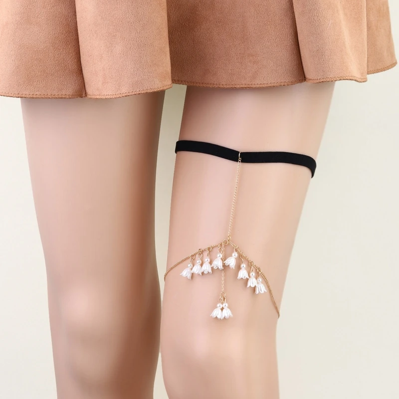 Multi Layer Pearl Bell Flower Tassel Thigh Chain Anti-slip Summer Beach Nightclub Leg Accessories for Women and Drop Shipping
Multi Layer Pearl Bell Flower Tassel Thigh Chain Anti-slip Summer Beach Nightclub Leg Accessories for Women and Drop Shipping