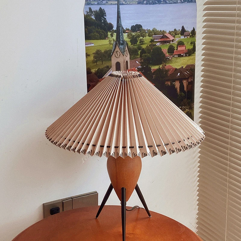 Medieval Vintage Modern Table Lamp LED E27 Atmosphere Decorative Art Desk Light Bedroom Bedside Study Kitchen Sofa Cafe
Medieval Vintage Modern Table Lamp LED E27 Atmosphere Decorative Art Desk Light Bedroom Bedside Study Kitchen Sofa Cafe