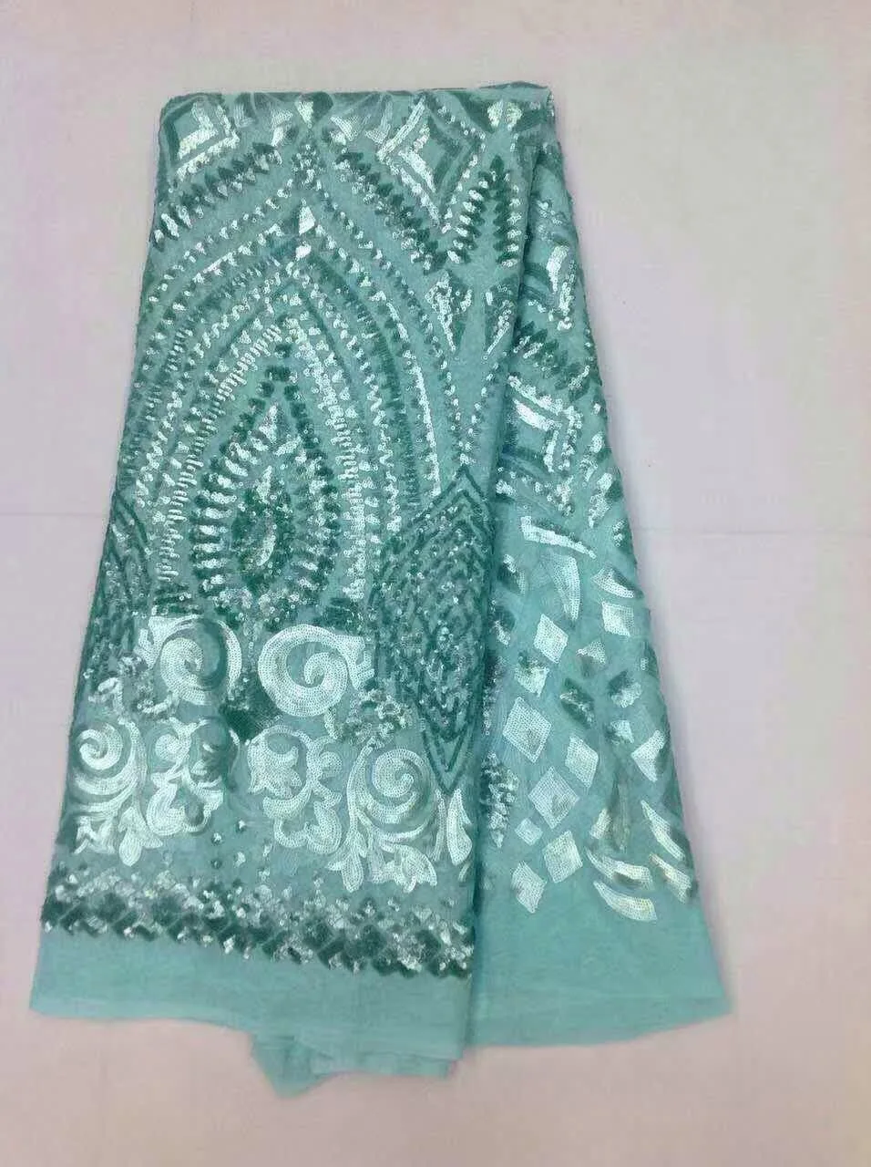 Top Quality Teal Embroidered Guipure Lace Fabric With Sequnes Mesh Lace Migerian Wedding Dress Afrcan French Tulle Lace Fabric
Top Quality Teal Embroidered Guipure Lace Fabric With Sequnes Mesh Lace Migerian Wedding Dress Afrcan French Tulle Lace Fabric