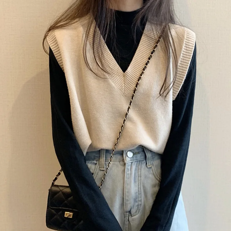 Women Knitted Sweater Vest 2023 Spring Autumn Short Loose Vintage Sweater Sleeveless Girls V-Neck Pullover Tops Female Outerwear
Women Knitted Sweater Vest 2023 Spring Autumn Short Loose Vintage Sweater Sleeveless Girls V-Neck Pullover Tops Female Outerwear