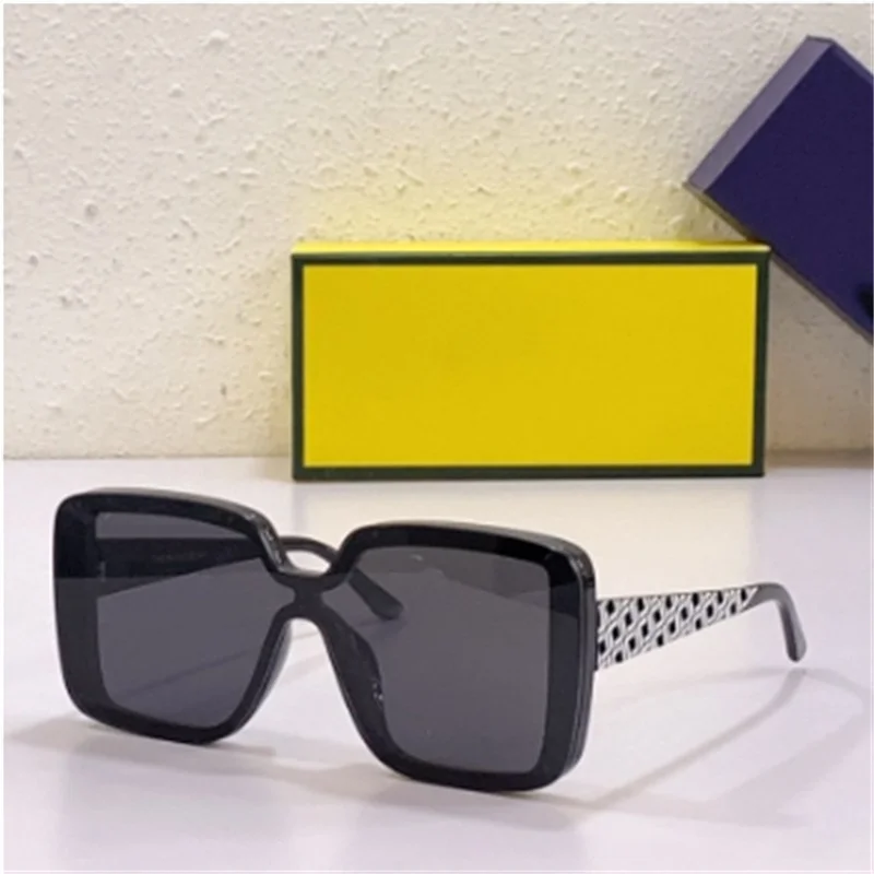 2023 Square Vintage Sunglasses Women Men Luxury Glasse Women Lens over print Eyeglasses 0820 High Quality Retro Sunglasses
2023 Square Vintage Sunglasses Women Men Luxury Glasse Women Lens over print Eyeglasses 0820 High Quality Retro Sunglasses