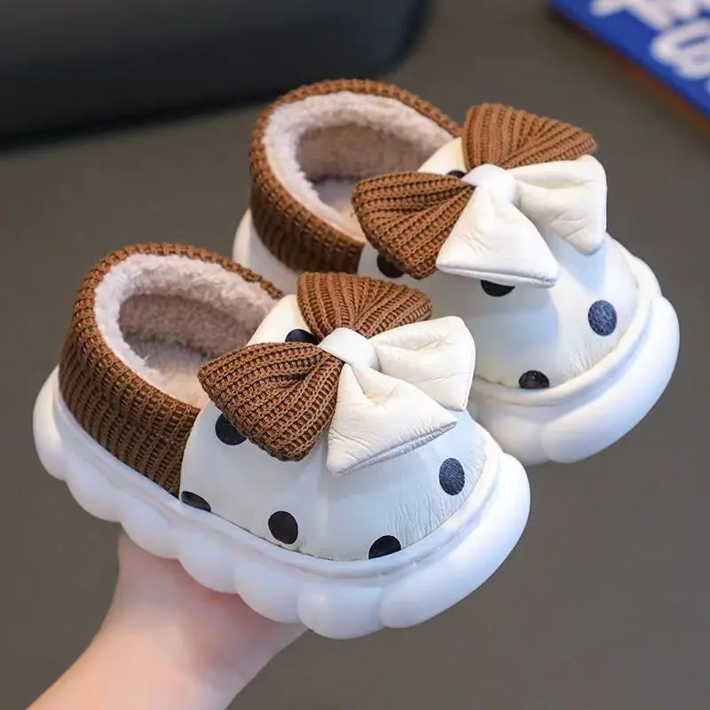 Children's cotton Slippers Girls' Winter 2023 New Indoor Waterproof Plush Home Shoes
Children's cotton Slippers Girls' Winter 2023 New Indoor Waterproof Plush Home Shoes