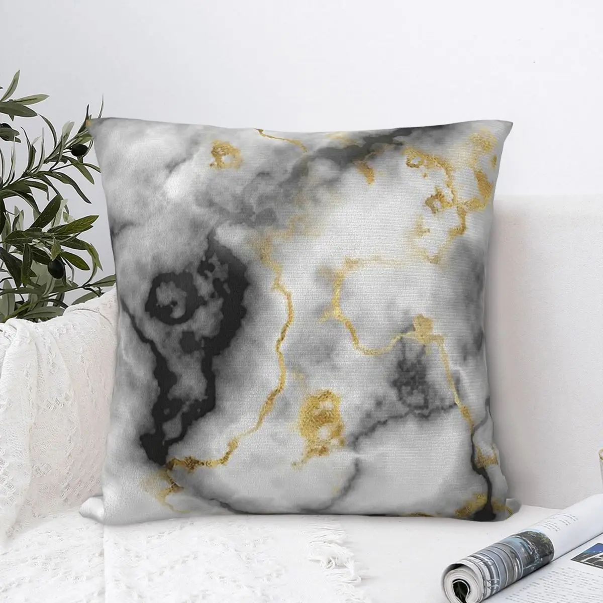Черно-белая мраморная декоративная подушка для стула
Черно-белая мраморная декоративная подушка для стула