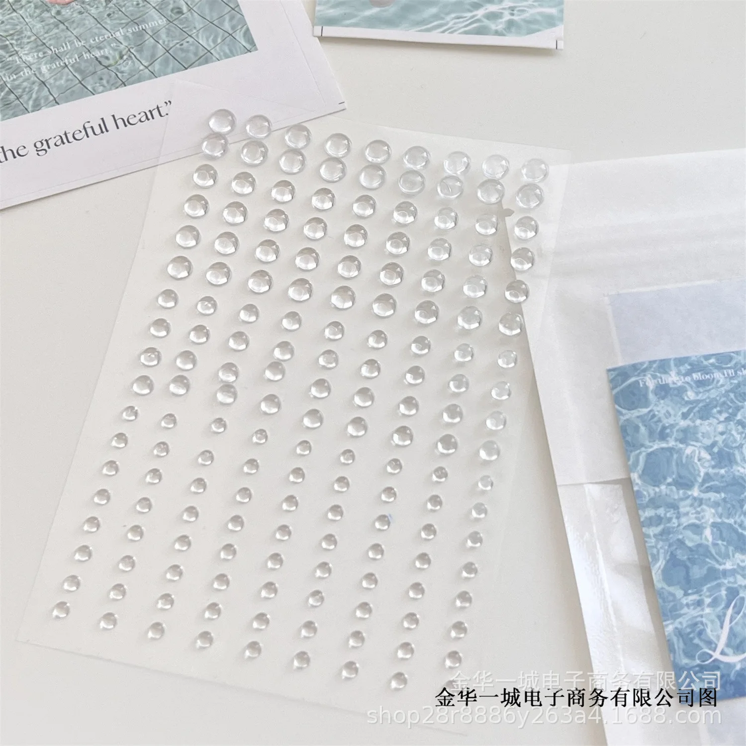 Прозрачные 3D-наклейки Eraphone
Прозрачные 3D-наклейки Eraphone