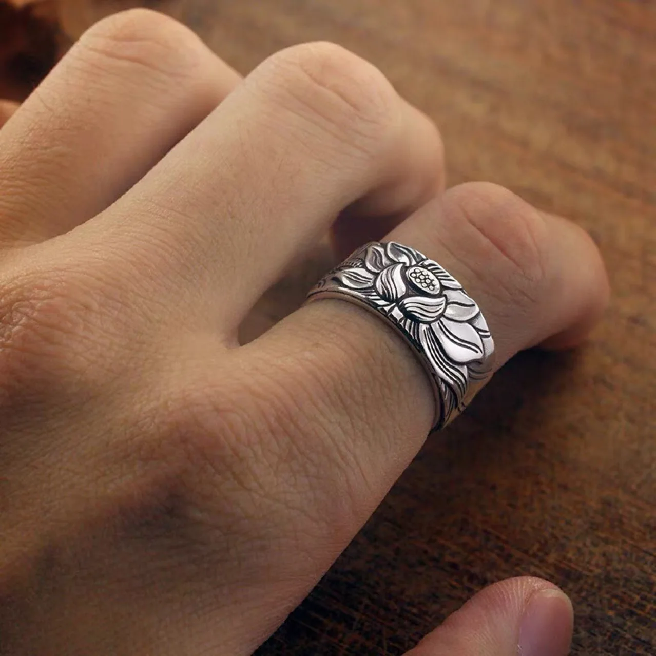 Vintage Unisex Silvery Color Plant Flower Ring Women's Fashion Opening Ring Engagement Wedding Ring Banquet Jewelry Accessories
Vintage Unisex Silvery Color Plant Flower Ring Women's Fashion Opening Ring Engagement Wedding Ring Banquet Jewelry Accessories