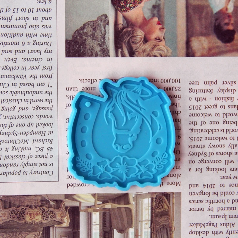 Resin Casting Keychain Mold Horseshoe Blossom Silicone Mold for Epoxy Resin Crafts Jewelry Necklace Pendant Casting Mold
Resin Casting Keychain Mold Horseshoe Blossom Silicone Mold for Epoxy Resin Crafts Jewelry Necklace Pendant Casting Mold
