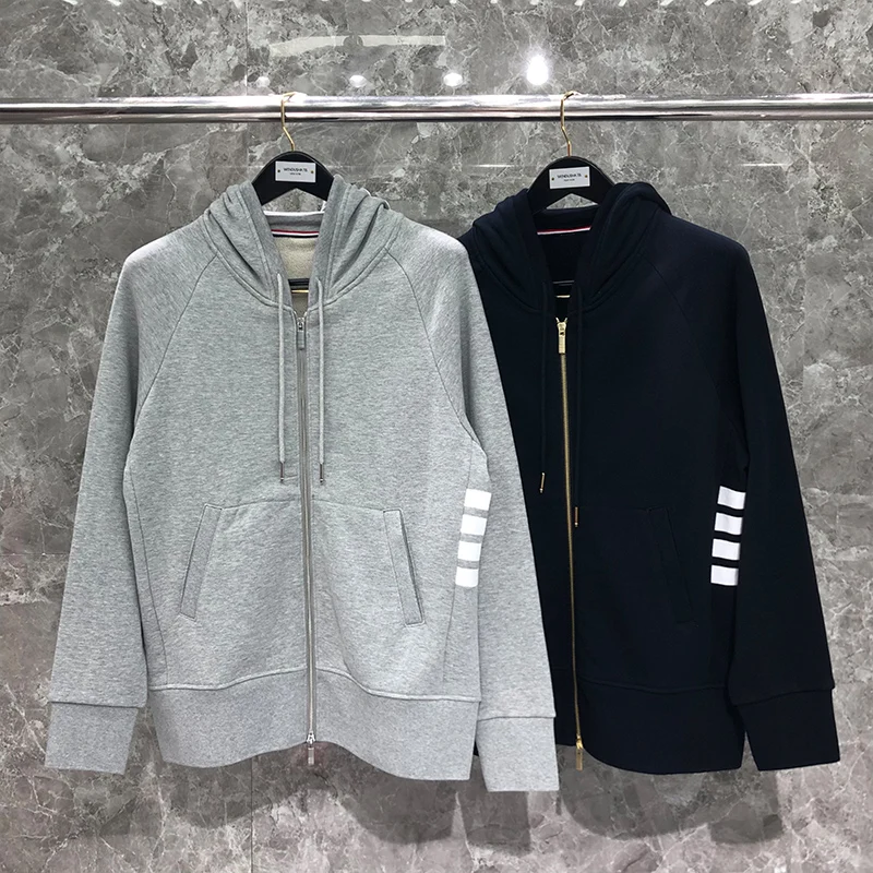 TB Autumn and Winter Clothing Pure Cotton Hoodie Hoodie for Men and Women Lovers Fashion Brand Zippered Cardigan Coat
TB Autumn and Winter Clothing Pure Cotton Hoodie Hoodie for Men and Women Lovers Fashion Brand Zippered Cardigan Coat